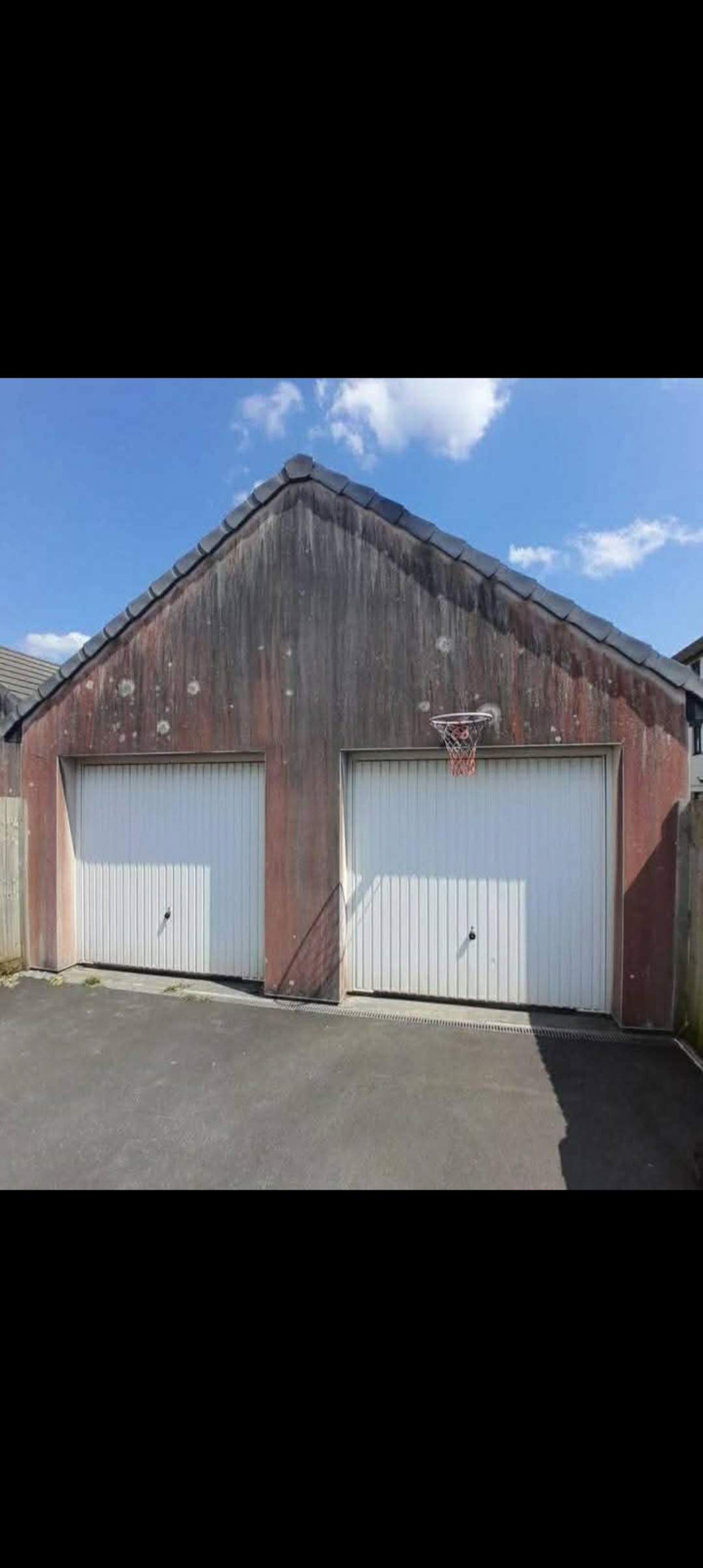Nettoyage toiture de terrasse en Charente-Maritime - Nettoyage toiture rénove 17